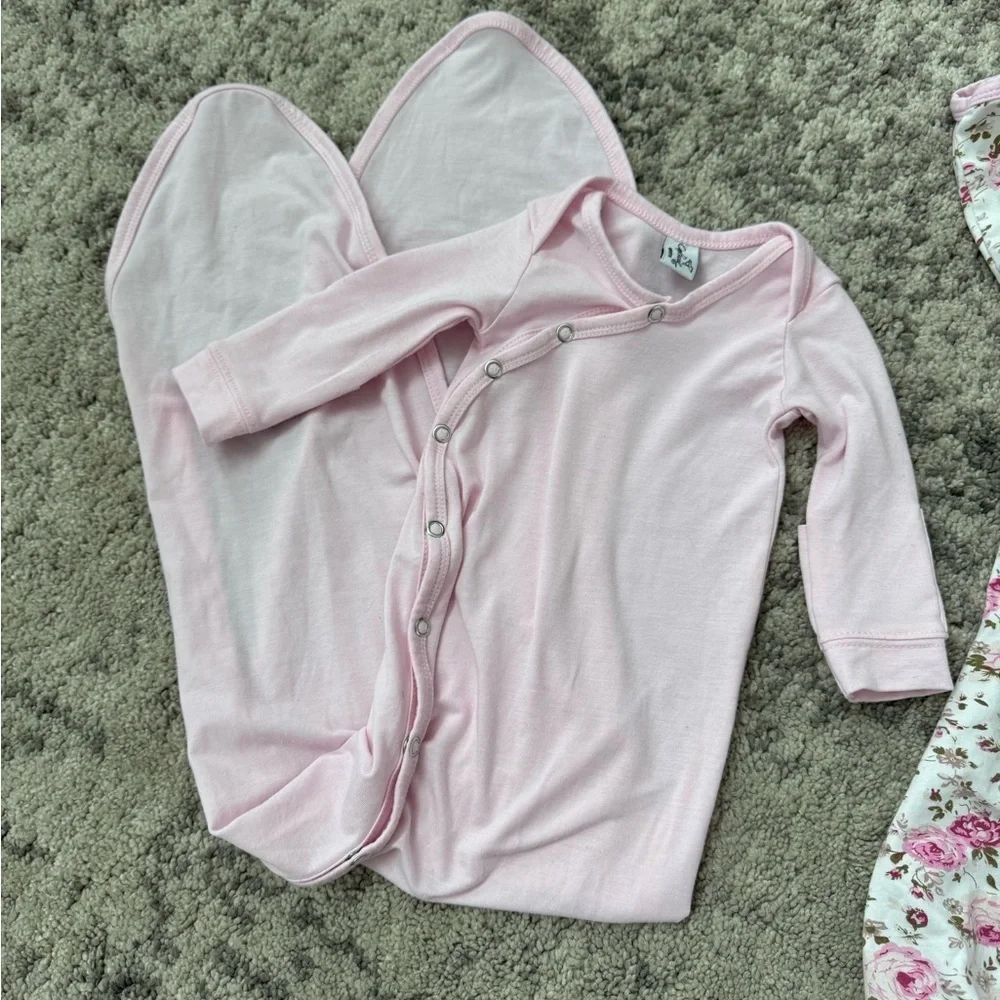 Baby girls Newborn clothing bundle
